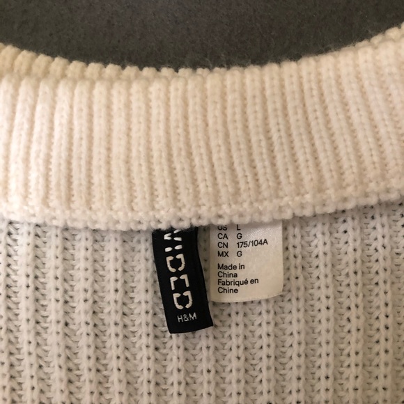 H&M Sweater - Picture 6 of 7